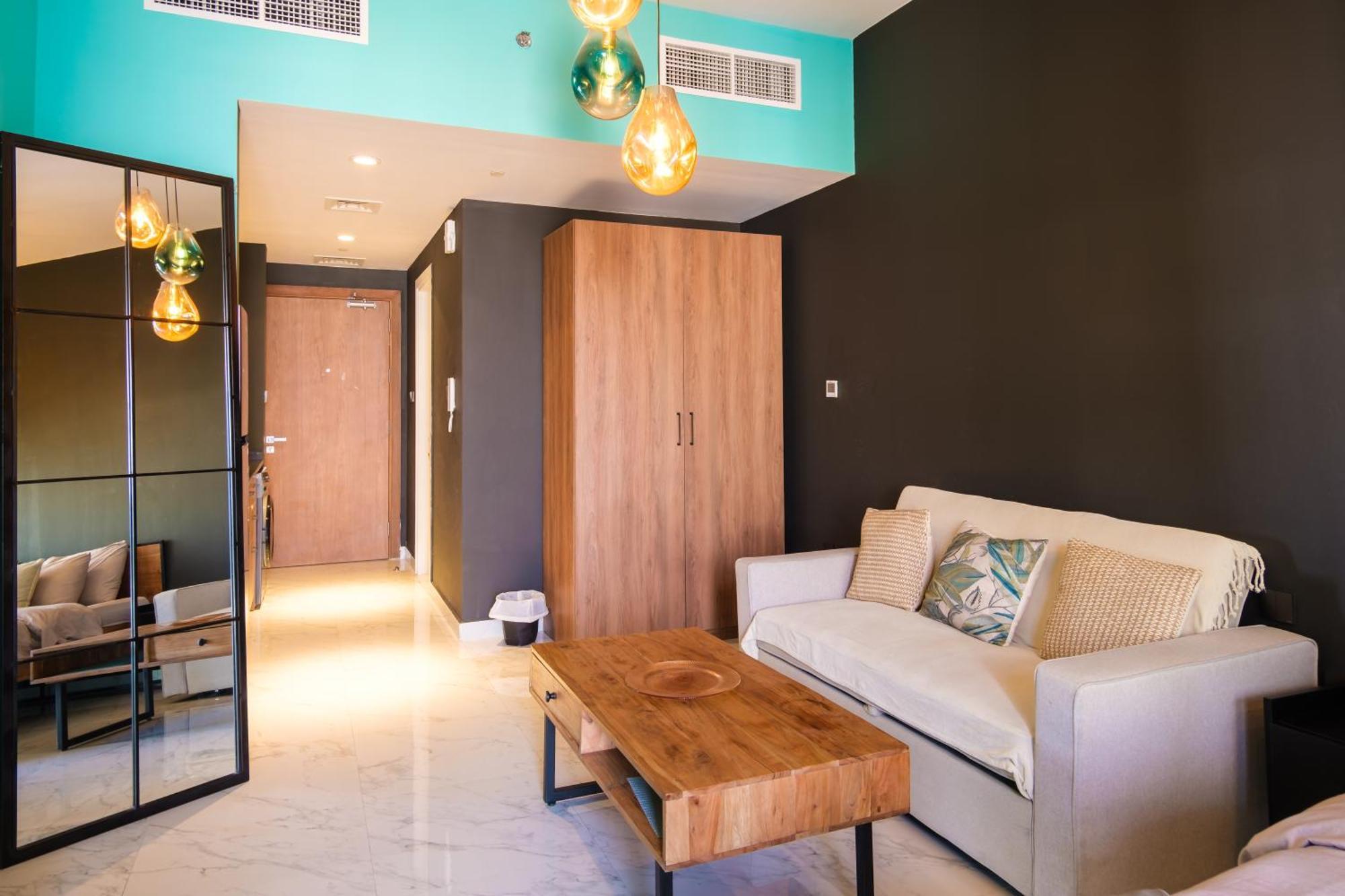 Industrial Chic Retreat Daire Al Qurayyah Dış mekan fotoğraf